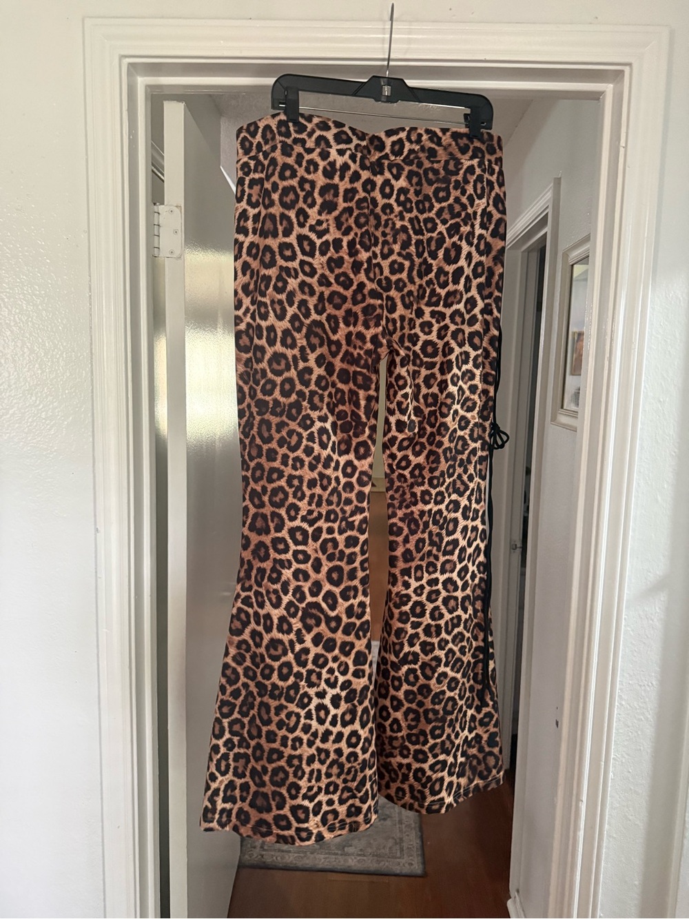 Forest Ink Leopard Lace-Up Flared Pants - Picture 4 of 6